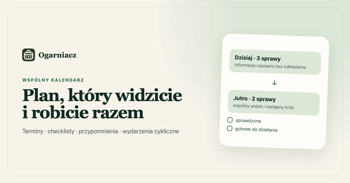 Dwoje rodziców korzystających ze wspólnego planu tygodnia i checklist przy wydarzeniach